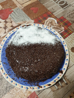 Una foto de Brownie de chocolate coco y fresa en multiCooker 12 en 1