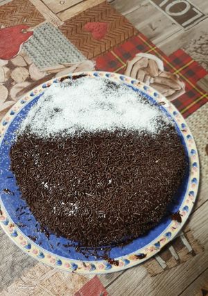 Una foto de Brownie de chocolate coco y fresa en multiCooker 12 en 1