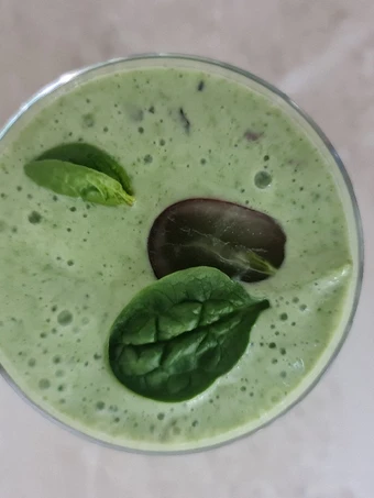 Easy Way Prepare Recipe Spinach and grape smoothie that is Can Pamper Your Tongue, Can Spoil the Tongue}