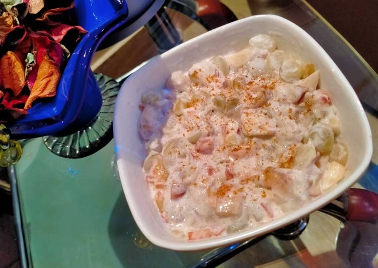 Steps to Make Perfect Creamy fruit chaat