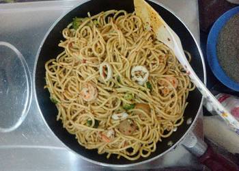 Fresh, Cooking Recipe Spicy seafood aglio olio Delicious Nutritious Fresh, Cooking Recipe Spicy seafood aglio olio Delicious Nutritious