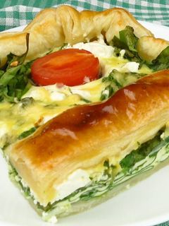 Фото Киш со шпинатом и фетой | Kish with spinach and feta.
