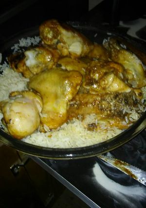 Una foto de Pollo al horno con arroz