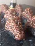 Onigiri de quinoa roja rellenos de verduras 🥑🫑