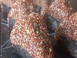 Onigiri de quinoa roja rellenos de verduras 🥑🫑