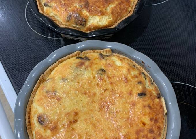 Veggie quiche (makes 2)