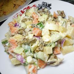 A picture of Potatoe salad.