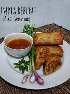Foto resep Lumpia Rebung Khas Semarang