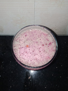 A picture of Falsy ka juice.