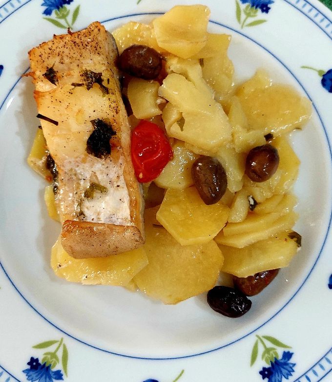 Foto di Baccalà al forno su letto di patate