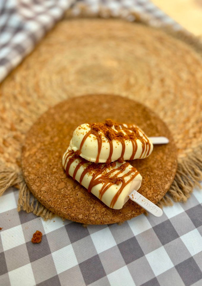 Una foto de Helado de galletas lotus