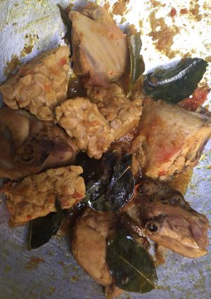 Foto resep Ayam pedas bumbu kuning
