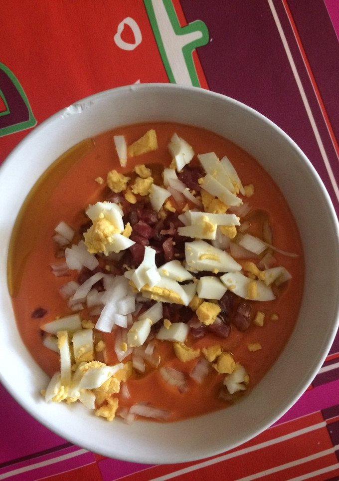 Una foto de Salmorejo sin pan