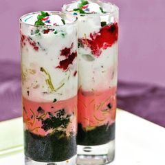 Mulstraw faluda A picture of Mulstraw faluda.