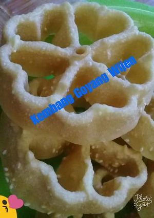 Foto resep Kembang Goyang Wijen