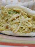 Arepas rellenas de pollo 🍗 y aguacate 🥑