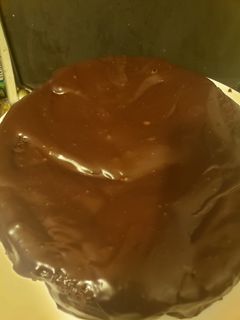 A picture of Chocolate ganish cake.