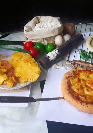 Hình của món Pizza nhiệt đới.