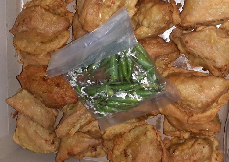 Tahu isi pedas