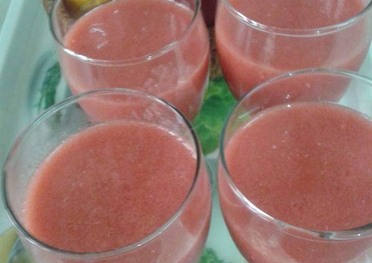 How to Make Quick Mixed Fruit Juice