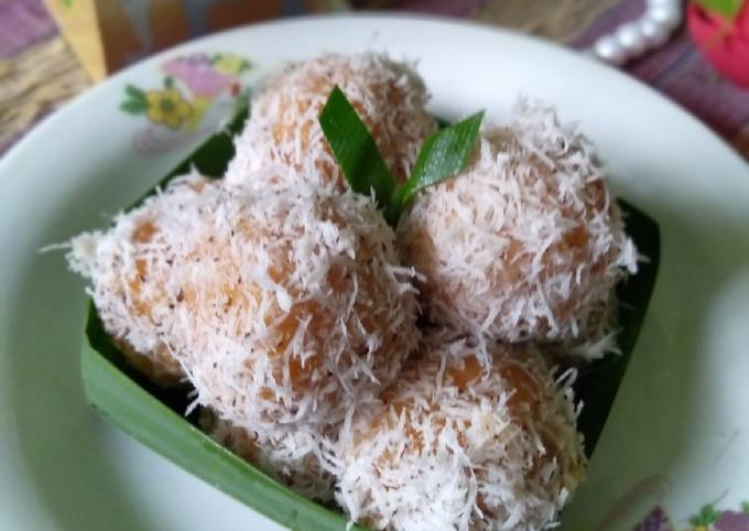 Langkah Mudah untuk Membuat Klepon Ubi Kuning, Enak Banget