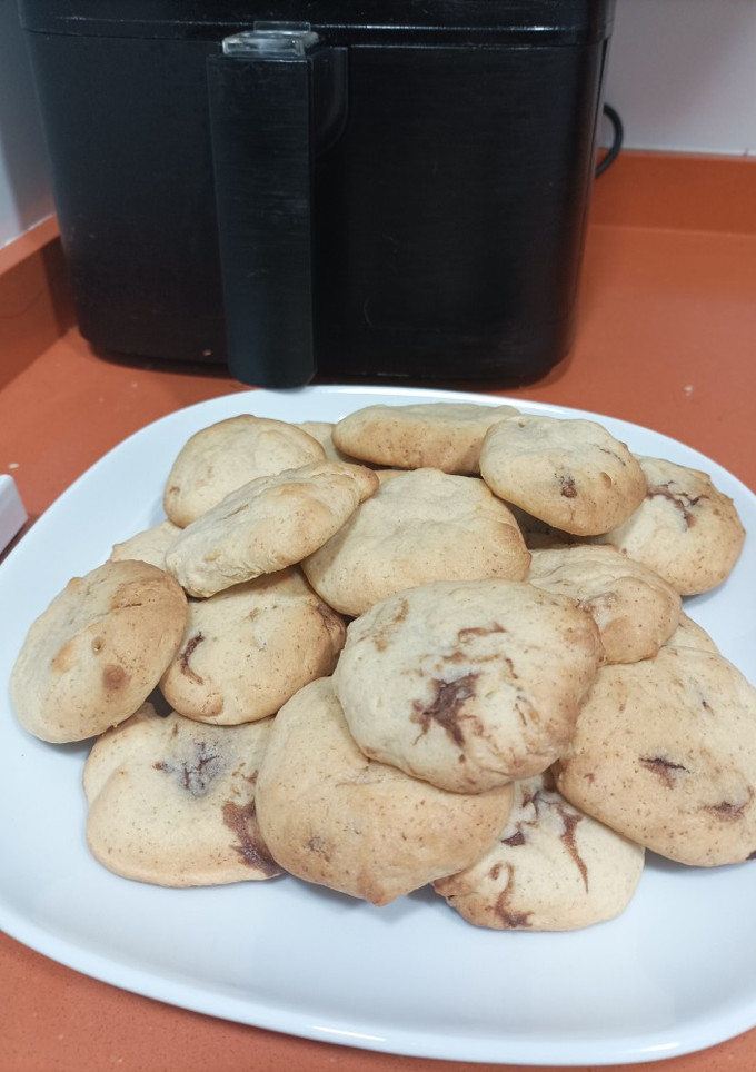 Una foto de Galletas de chocolate rellenas