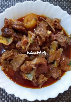 A picture of Mutton Curry.