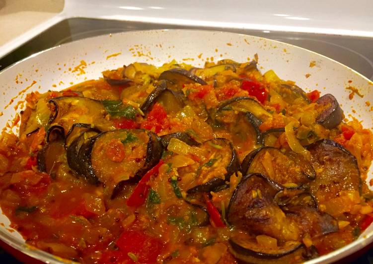 Recipe of Perfect Spicy eggplant curry