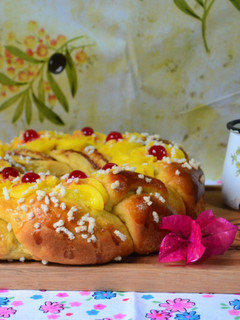 Una foto de Rosca rellena de dulce de leche y coco🤓