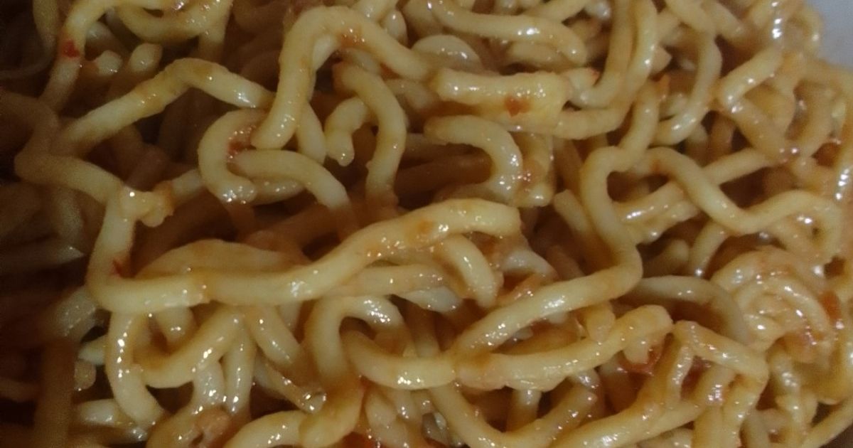 Mie goreng pedas rumahan