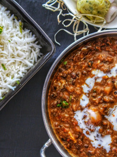 A picture of Scrumptious Dal Makhni with Chawal.