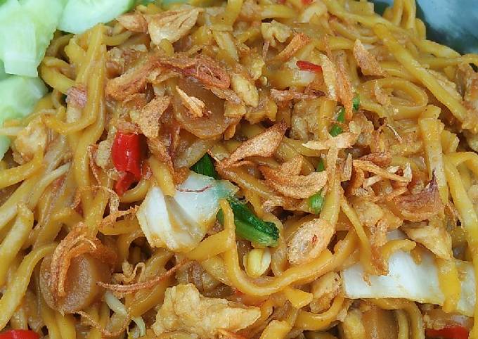 Mie goreng pedas