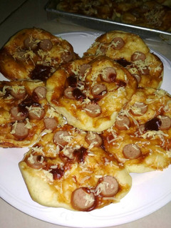 Foto resep Roti Pizza Mini Super Empuk Pukk pukk