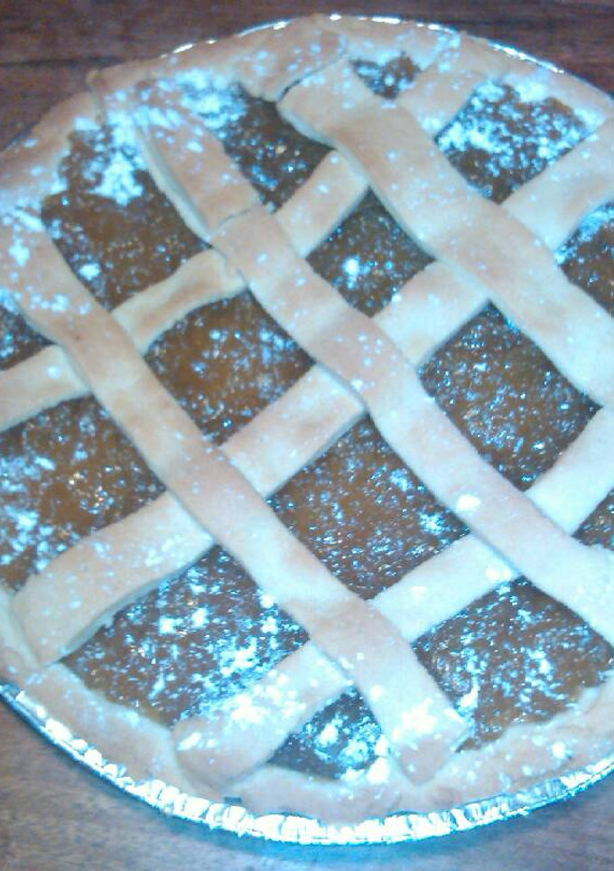 Una foto de Pasta frola de dulce de batata