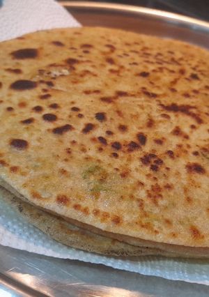 मिक्स वेज पराठा(mix veg paratha recipe in hindi) रेसिपी मुख्य फोटो