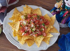 Foto principal de Nachos con pico de gallo