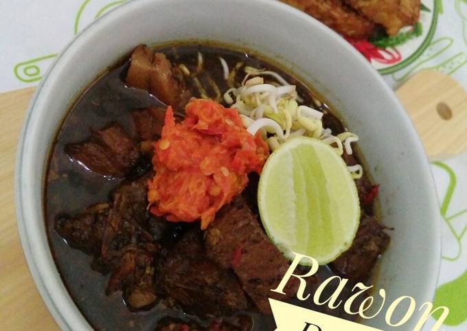 107. Rawon Daging Sapi