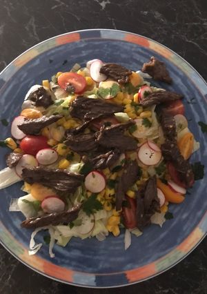 Une photo de Salade de bœuf mariné