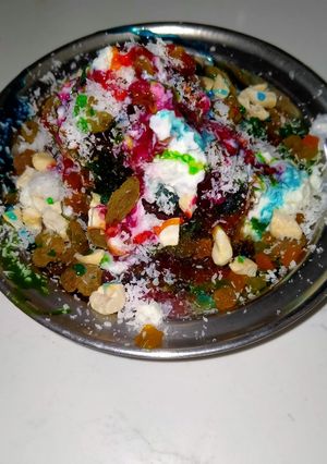 A picture of Ice dish.