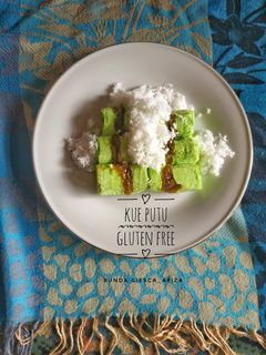 Foto resep Kue Putu Cetakan Daun pisang
