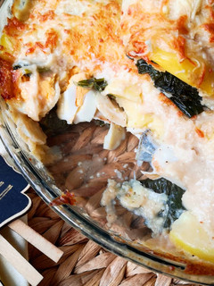 Foto de GRATINADO DE BACALHAU, COUVE TOSCANA COM BECHAMEL DE MOSTARDA