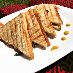A picture of Chicken sandwich.