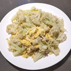 A picture of Cauliflower with Egg.