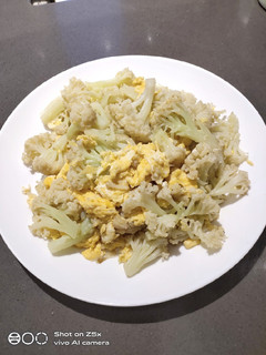 A picture of Cauliflower with Egg.