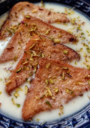 A picture of Shahi Tukrey.