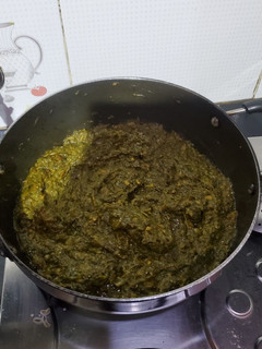 सरसों का साग (sarson ka saag recipe in Hindi) रेसिपी मुख्य फोटो