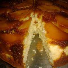 Foto principal de Torta invertida de manzana y pera facilísima