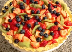 Una foto de Tarta frutal con crema pastelera de leche condensada