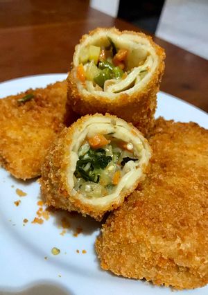 Foto resep Risoles isi Ayam Kentang Wortel Cabe Rawit