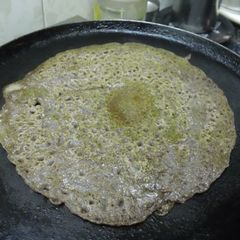 A picture of Ragi / Millet Dosa.